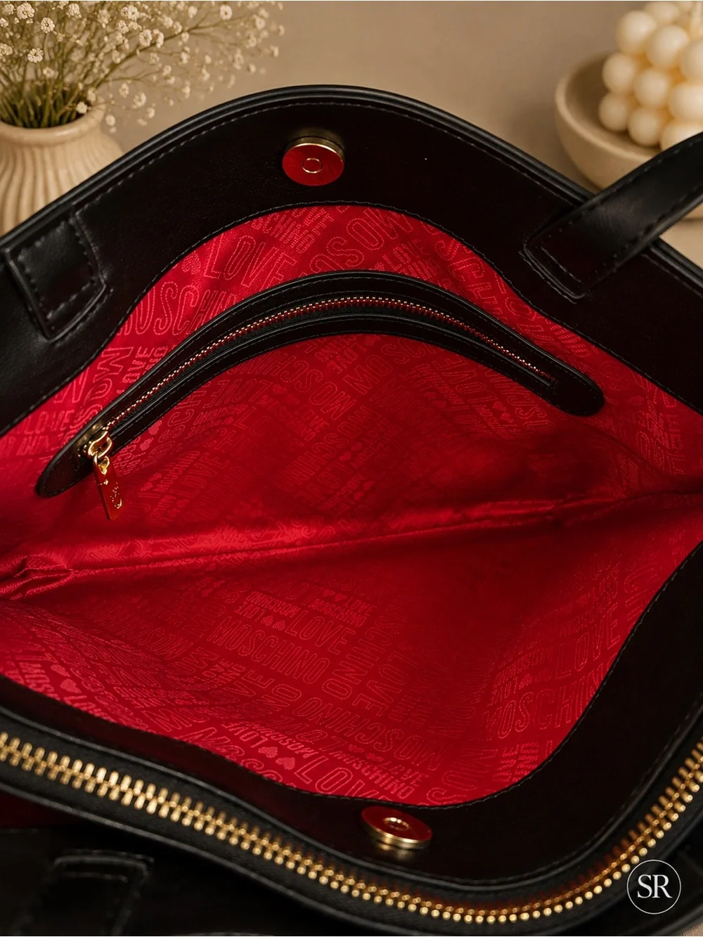 Love Moschino NWOT Black Satchel Crossbody Heart Chain Gold Hardware Dust Bag